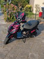 Zip 80 cc vul option helemaal custom, Fietsen en Brommers, Scooters | Piaggio, Ophalen of Verzenden, Zo goed als nieuw, Benzine