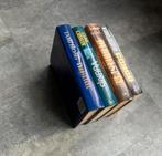 4 Spannende Thrillers - Cussler, Crichton, Hoag, Ophalen, Gelezen, Nederland