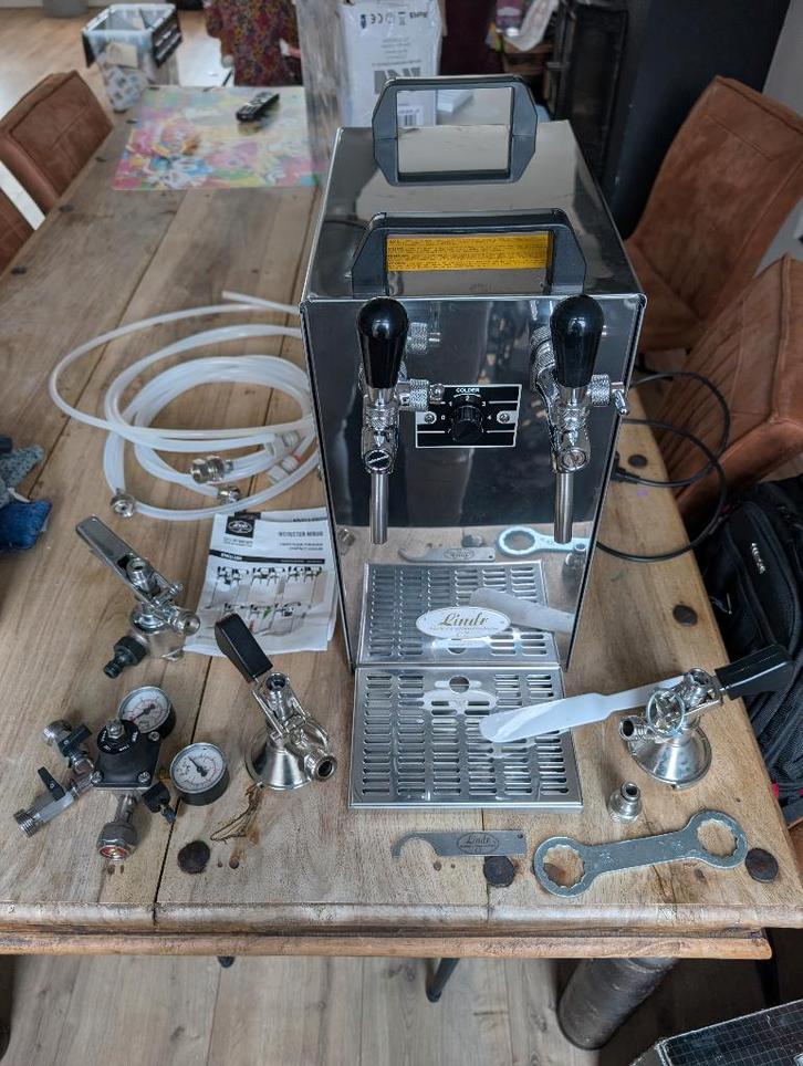 Lindr Kontakt 40 dubbele biertap compleet droogkoeler, Witgoed en Apparatuur, Thuistaps, Zo goed als nieuw, Overige merken, Ophalen