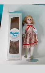 Porcelain doll pop, Antiek en Kunst, Ophalen of Verzenden