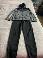 Nike trainingspak in maat 158-170, Gebruikt, Sport- of Zwemkleding, Ophalen of Verzenden, Nike