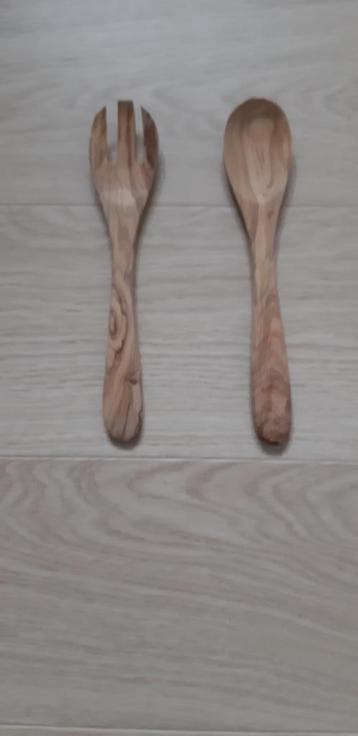 Olijfhouten slacouvert -3 tand -25 cm beschikbaar voor biedingen
