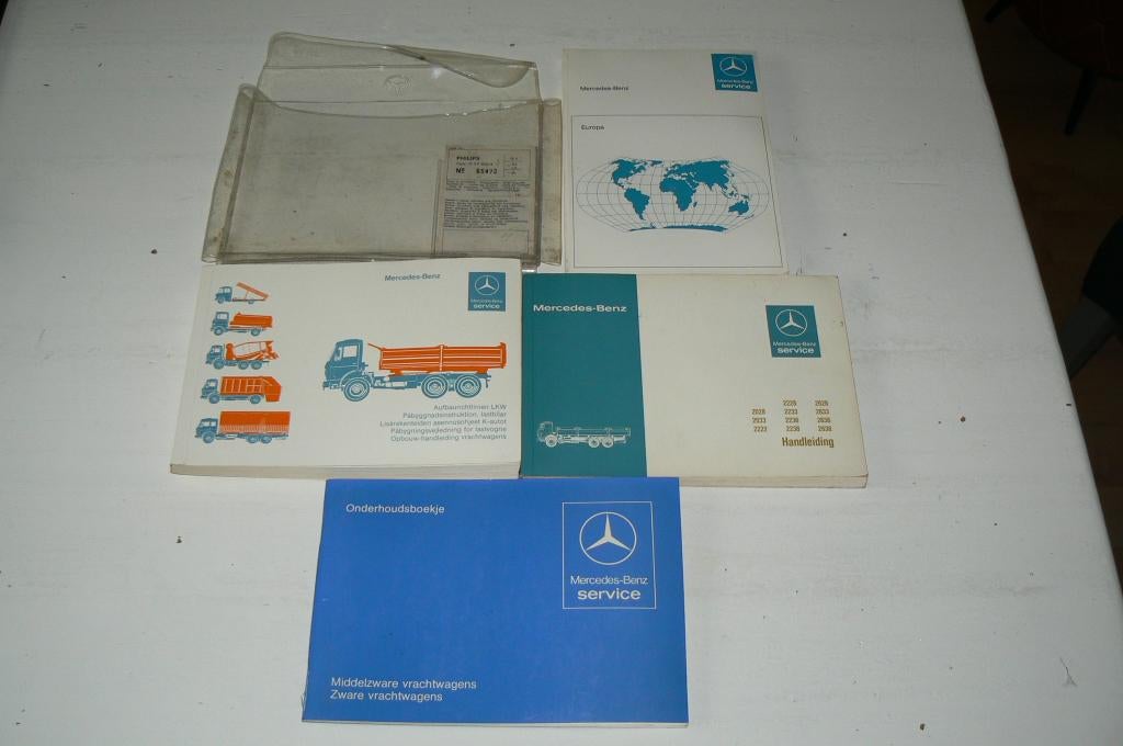 Compleet set instructieboekjes Mercedes Benz NG 80 NG80 NL, Auto diversen, Handleidingen en Instructieboekjes, Ophalen of Verzenden
