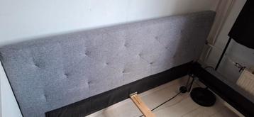 Grijze bedombouw 140 x 200