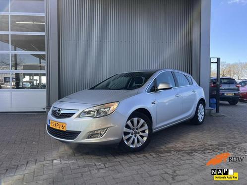 Opel Astra 1.6 Turbo Cosmo Automaat Clima Cruise Trekhaak NA, Auto's, Opel, Bedrijf, Te koop, Astra, ABS, Airbags, Airconditioning