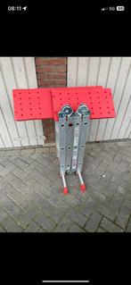 Altrex ladder Stieger, Ophalen of Verzenden, Zo goed als nieuw, Ladder, Opvouwbaar of Inschuifbaar