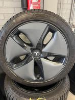Origineel 18" Tesla model 3 winter set, 18 inch, Gebruikt, Banden en Velgen, 235 mm
