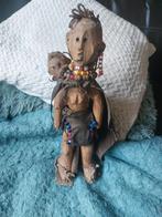 Handgesneden moeder met kind uit Kenia, Antiek en Kunst, Kunst | Beelden en Houtsnijwerken, Ophalen of Verzenden
