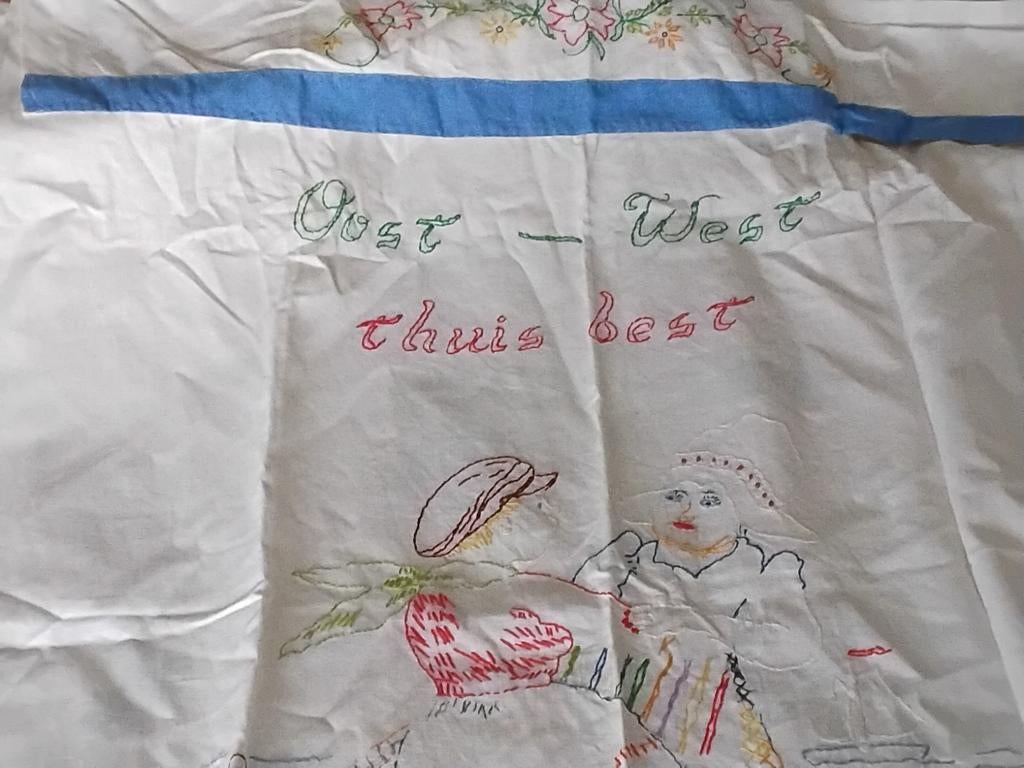 Vintage katoenen geborduurde overhanddoek jaren 60, Huis en Inrichting, Keuken | Textiel, Ophalen of Verzenden