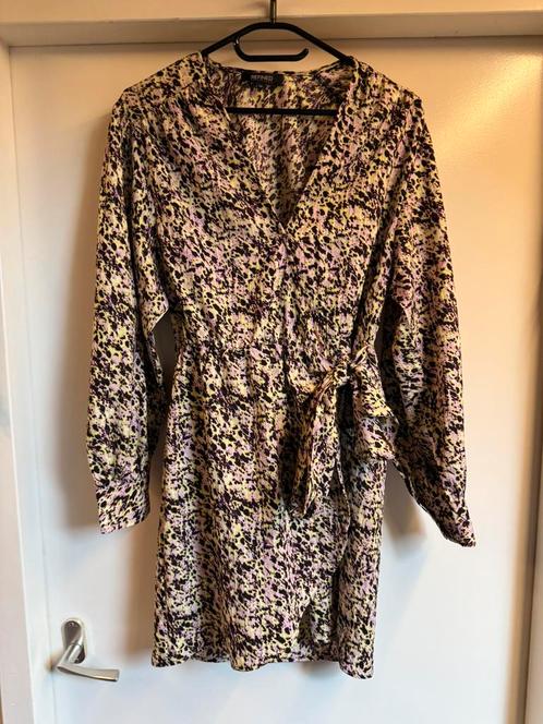 Refined Departement, Super toffe Jurk mt M, Kleding | Dames, Jurken, Zo goed als nieuw, Maat 38/40 (M), Overige kleuren, Boven de knie
