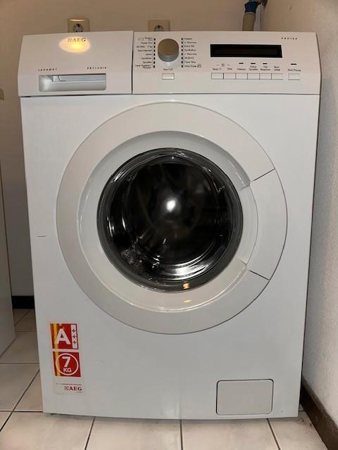 Was-droogcombinatie, Witgoed en Apparatuur, Was-droogcombinaties, Zo goed als nieuw, 6 tot 8 kg, 85 tot 90 cm, Ophalen