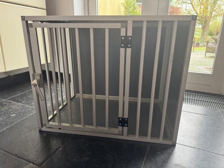 Hundos hondenbench model DL, maat M, deur links, Dieren en Toebehoren, Hondenbenches, Zo goed als nieuw, Ophalen