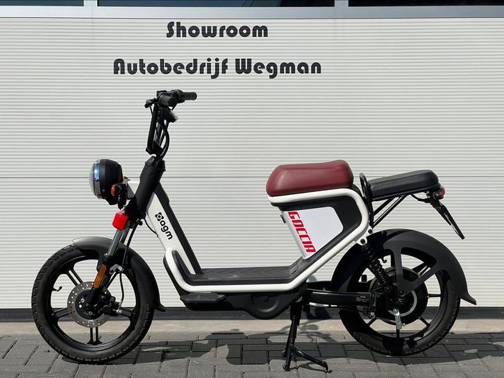 AGM Goccia-25km-20Ah Wit demo elektrische brommer, Fietsen en Brommers, Snorfietsen en Snorscooters, Zo goed als nieuw, Tomos