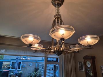 Art Deco lamp beschikbaar voor biedingen
