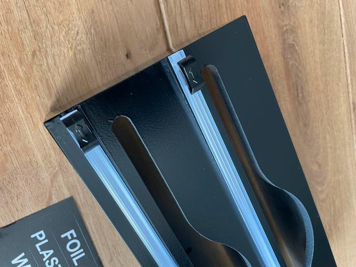 Zwarte folie dispenser - Keuken Organizer, Huis en Inrichting, Keuken | Keukenbenodigdheden, Nieuw, Ophalen of Verzenden