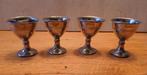 Vintage set van 4 eierdoppen van verzilverd metaal., Huis en Inrichting, Keuken | Servies, Overige materialen, Gebruikt, Overige typen
