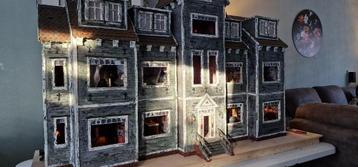 uniek poppenhuis Spookhuis veel techniek Arduino Halloween beschikbaar voor biedingen