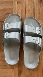 Slippers freedom moses zilver maat 38/39, Freedom Moses, Ophalen of Verzenden, Zo goed als nieuw, Overige kleuren
