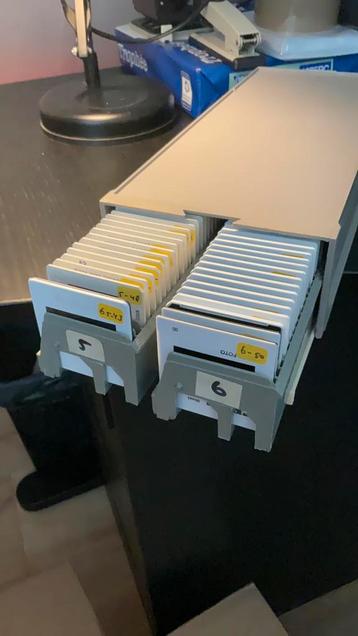 Ruimtevaart Dia zeiss 500 stuks met opbergdozen NASA 60/70 beschikbaar voor biedingen