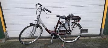 Zeer nette Gazelle Impulse met 800km elektrische fiets.  beschikbaar voor biedingen