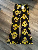 Colourful Rebel flared pants big flower yellow, maat XL, Kleding | Dames, Geel, Maat 46/48 (XL) of groter, Nieuw, Ophalen of Verzenden