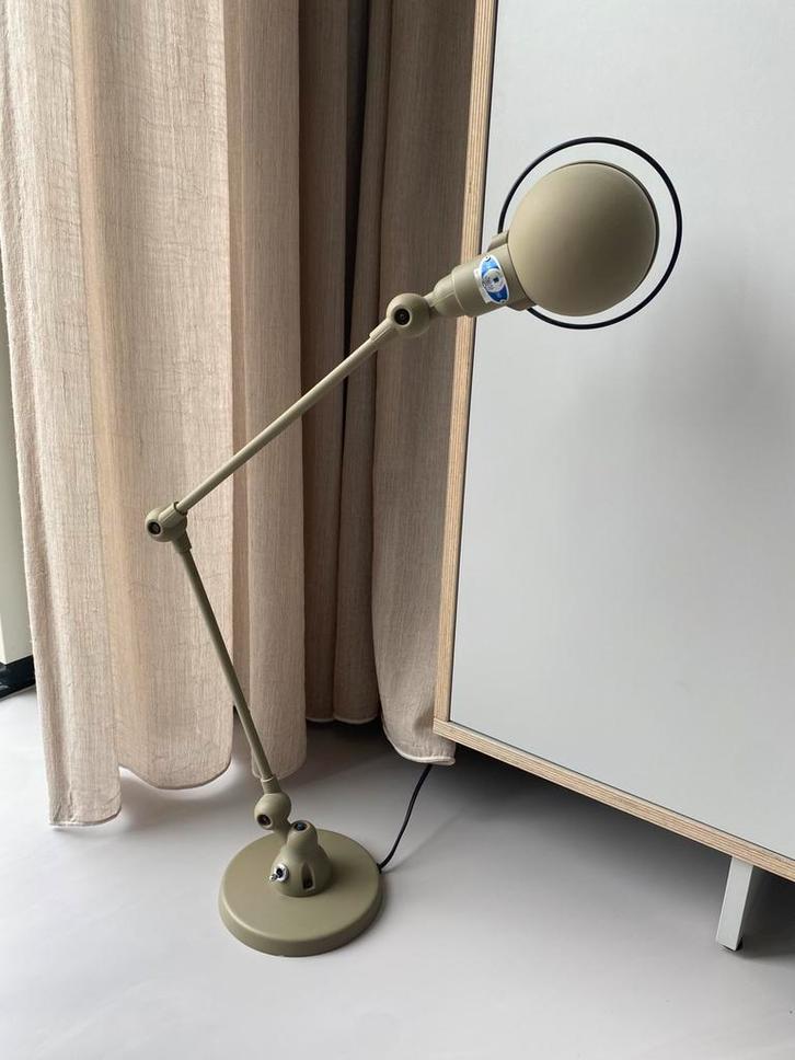 Mat groene originele Jieldé lamp, ziet er als nieuw uit!, Huis en Inrichting, Lampen | Vloerlampen, Zo goed als nieuw, Ophalen of Verzenden