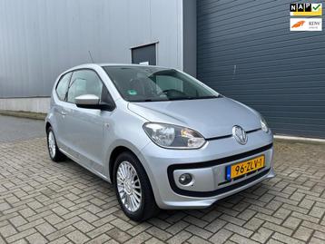 Volkswagen Up! 1.0 high up! BlueMotion NAVI AIRCO APK beschikbaar voor biedingen