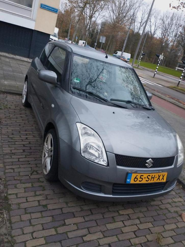 Suzuki Swift 1.3 3D 2006 Grijs, Auto's, Suzuki, Particulier, Swift, Benzine, C, Hatchback, Handgeschakeld, Origineel Nederlands