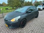 Renault Clio 1.5 DCI 66KW 5-DRS 2014 Rood, Voorwielaandrijving, Stof, Zwart, 4 cilinders