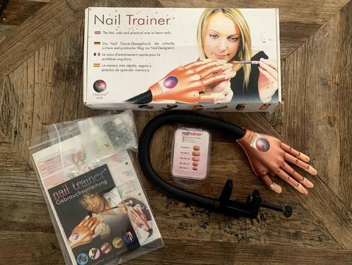 Nail Trainer Essentialnails, NIEUW!, Sieraden, Tassen en Uiterlijk, Uiterlijk | Lichaamsverzorging, Nieuw, Overige typen, Ophalen of Verzenden