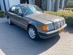 Mercedes-Benz 200-500 (W124), Auto's, 65 €/maand, Stof, Gebruikt, 4 cilinders