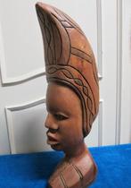 Afrikaans tribal houten hoofd van Iyola Benin, Antiek en Kunst, Kunst | Niet-Westerse kunst, Ophalen