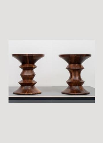 ACTIE!! 20 x Vitra Stool A en C - Amerikaans Notenhout beschikbaar voor biedingen