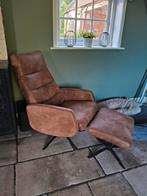 Nubuck lederen fauteuil, i.z.g.s., weinig gebruikt., Ophalen, Zo goed als nieuw, 50 tot 75 cm