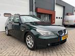 BMW 5-Serie 2.5 I 525 Touring AUT 2004 Groen TREKHAAK PANO, Auto's, Automaat, Achterwielaandrijving, Parkeersensor, 2000 kg