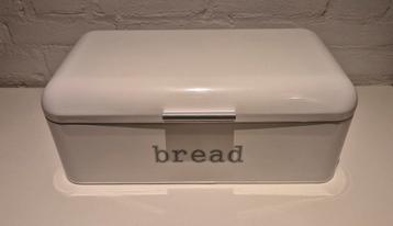 Retro, metalen broodtrommel  beschikbaar voor biedingen