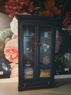 Brocante buffetkast met leren greepjes, Huis en Inrichting, Ophalen, Gebruikt, 25 tot 50 cm, 200 cm of meer