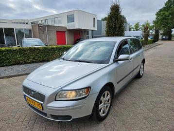 Volvo V50 1.8 Kinetic Nieuwe apk 04-11-2026 beschikbaar voor biedingen