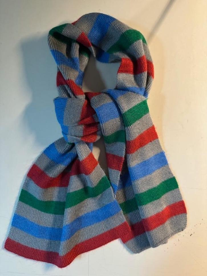 Sjaal van C&A, zgan (N710), Kinderen en Baby's, Kinderkleding | Mutsen, Sjaals en Handschoenen, Zo goed als nieuw, Sjaal, Jongen