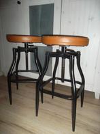 Twee barkruk, Huis en Inrichting, Barkrukken, 2 krukken, Ophalen, 60 tot 90 cm