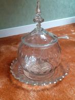 Antieke kristallen bowlpot met olijfslijpsel, Ophalen