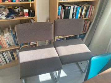 6 Brede Eetkamerstoelen - Comfortabel! beschikbaar voor biedingen