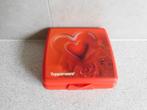 Tupperware Snackie 14x12x5,5 cm. Hart 3D Rood, Huis en Inrichting, Keuken | Tupperware, Ophalen of Verzenden, Zo goed als nieuw