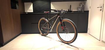 Scott Scale 910 – maat M Carbon Pro beschikbaar voor biedingen