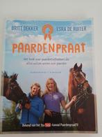 Paardenpraat boek - Britt Dekker & Esra de Ruiter, Ophalen of Verzenden, Zo goed als nieuw, Britt Dekker, Esra de Ruiter, Overige onderwerpen