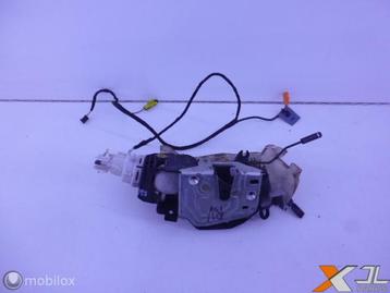 S-KLASSE W220 PORTIERSLOT DEURSLOT RV A2207200435 beschikbaar voor biedingen