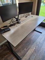 Bureau 1,6m x 0,8m, Ophalen, Elektrisch, Gebruikt, Bureau