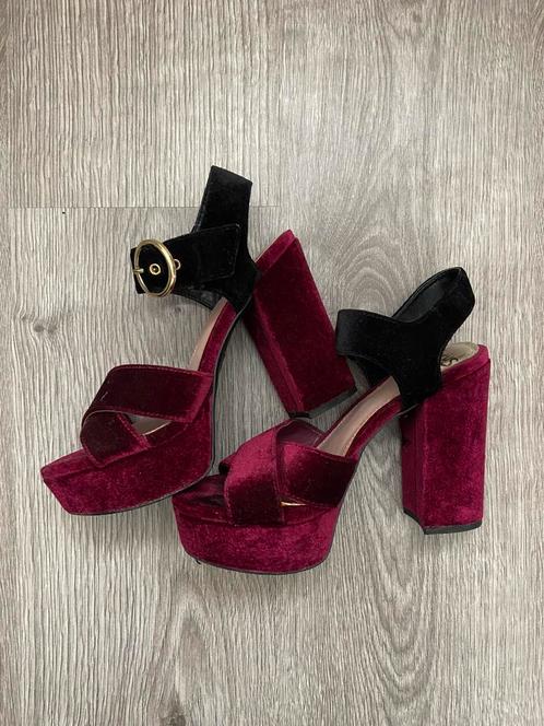 Velvet hakken - Circus by Sam Edelman - Maat 37, Kleding | Dames, Schoenen, Zo goed als nieuw, Schoenen met hoge hakken, Rood