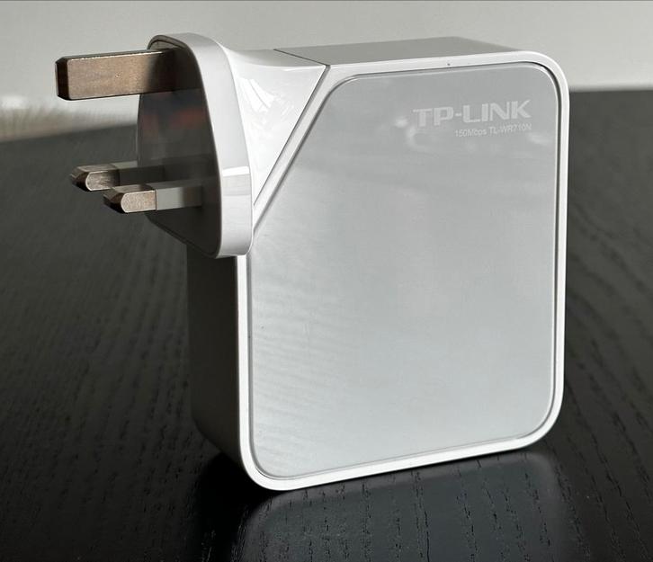 WiFi Pocket Router - TP-LINK TL-WR710N, Computers en Software, Netwerk switches, Zo goed als nieuw, Verzenden