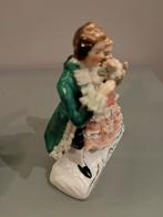 Antiek Porseleinen Beeldje Dansend Paar, Antiek en Kunst, Antiek | Keramiek en Aardewerk, Ophalen